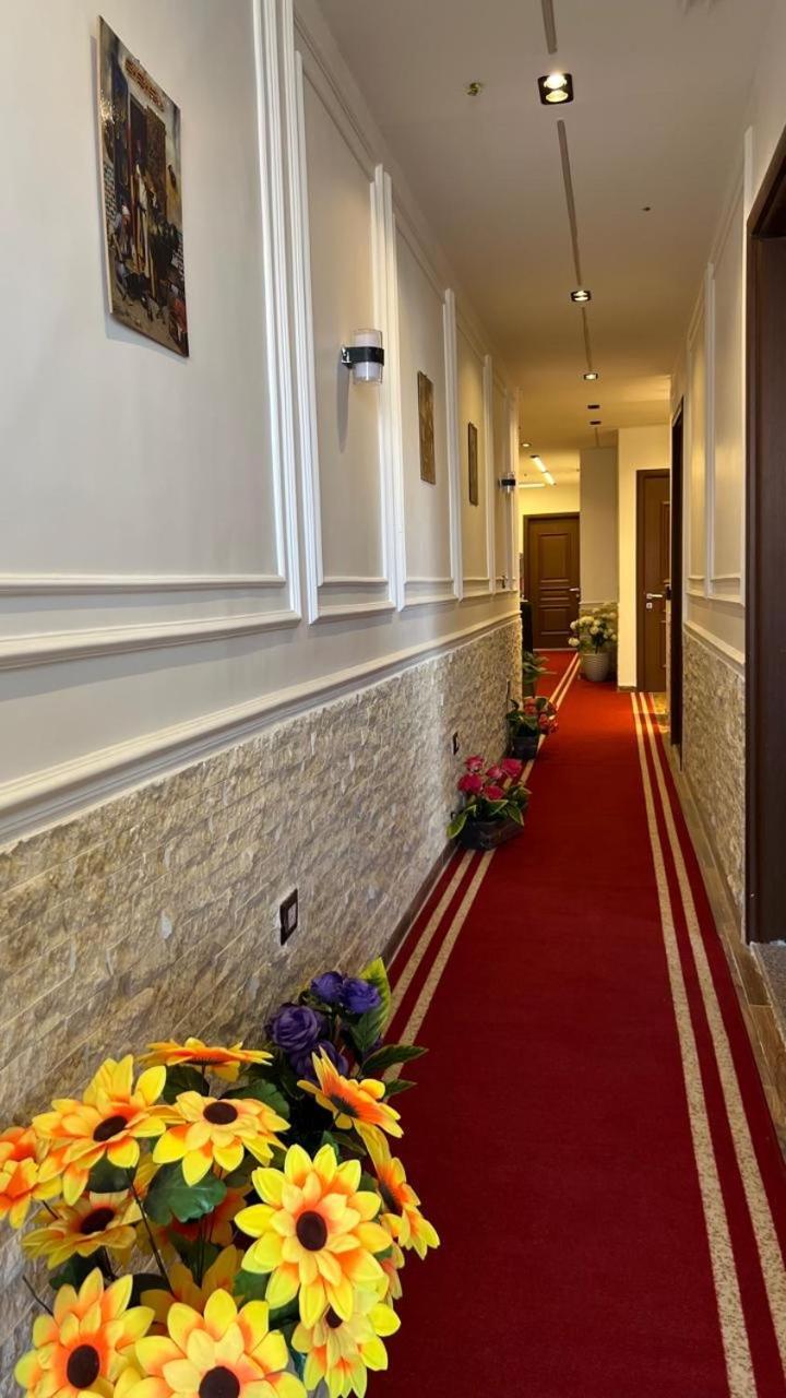 New White Pyramids Inn Ghatati Exterior foto